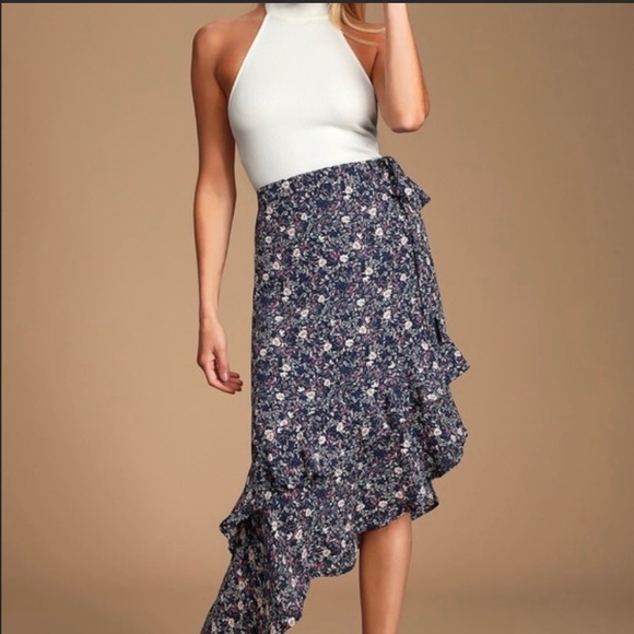 BNWT Lulus Floral Skirt
